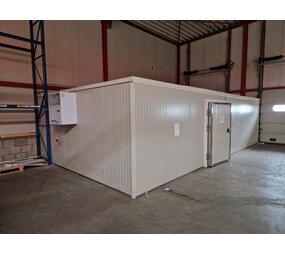 Koelcel, 910x492x232 cm, gebruikt