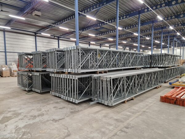 Meta Meta multipal palletstelling, gebruikt