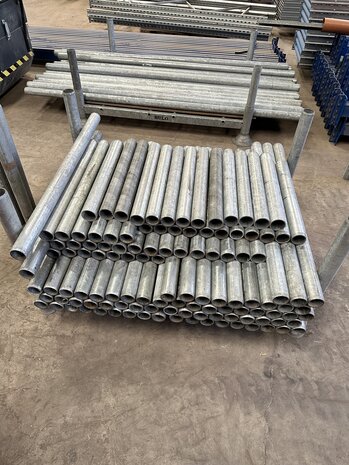 Stapelrek 1560x1190x310 mm inclusief voet, staal, gebruikt