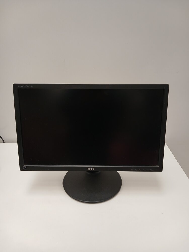 LG LG Flatron Monitor E2422PY-BN, 24 inch, TN, Full HD, gebruikt