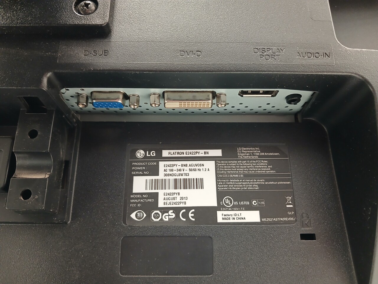 LG LG Flatron Monitor E2422PY-BN, 24 inch, TN, Full HD, gebruikt