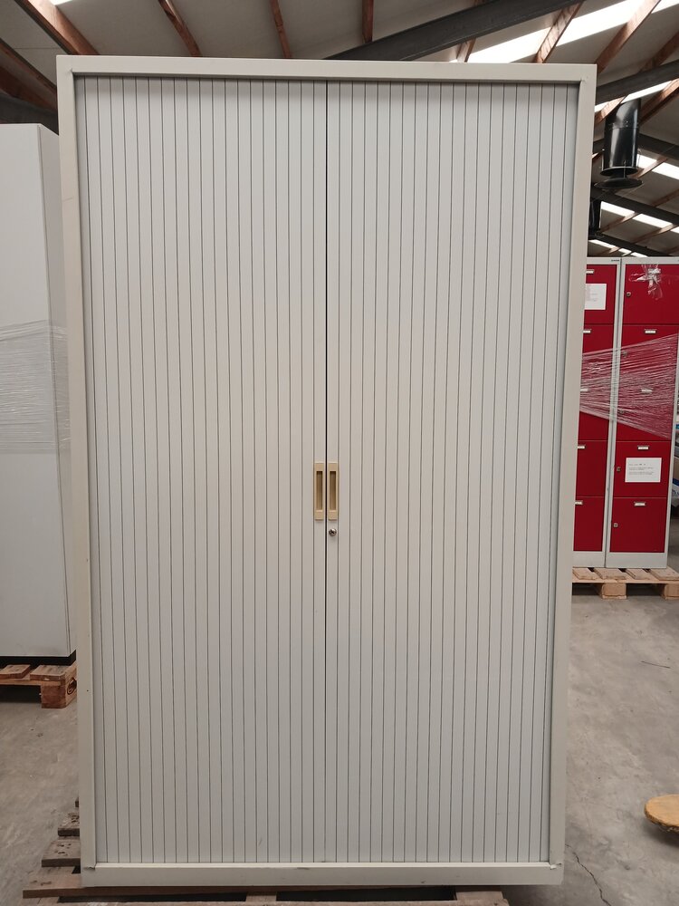 Emtrade Roldeurkast 119x45x196 cm, staal, grijs, 2 legborden, zonder sleutel,  gebruikt
