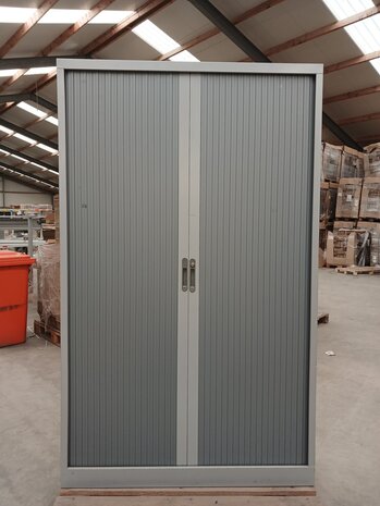 Emtrade Roldeurkast 119x45x197 cm, staal, grijs, zonder legborden, zonder sleutel, gebruikt