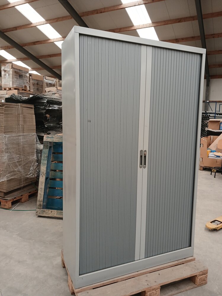 Emtrade Roldeurkast 119x45x197 cm, staal, grijs, zonder legborden, zonder sleutel, gebruikt