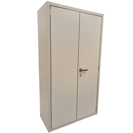 Priorit AG Brandwerende archiefkast, 106x49 x196 cm, staal, grijs, gebruikt Priorit AG Brandwerende archiefkast, 106x49 x196 cm, staal, grijs, gebruikt
