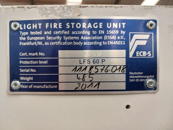 Priorit AG Brandwerende archief- en documentkast h196 x b106 x d49 cm, gebruikt