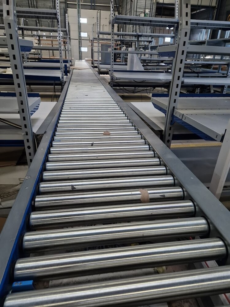 Eslogic Aangedreven Rollenbaan 50 cm x 300 cm - Gebruikt Eslogic Aangedreven Rollenbaan 50 cm x 300 cm - Gebruikt
