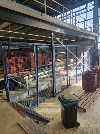 Emtrade Industrieel Indoor Hekwerk / Veiligheidsafrastering met 2 Schuifpoorten - Gebruikt Emtrade Industrieel Indoor Hekwerk / Veiligheidsafrastering met 2 Schuifpoorten - Gebruikt