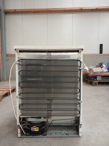 Bosch Bosch KTR1844/02 Koelkast 178 Liter Wit - Gebruikt Bosch Bosch KTR1844/02 Koelkast 178 Liter Wit - Gebruikt
