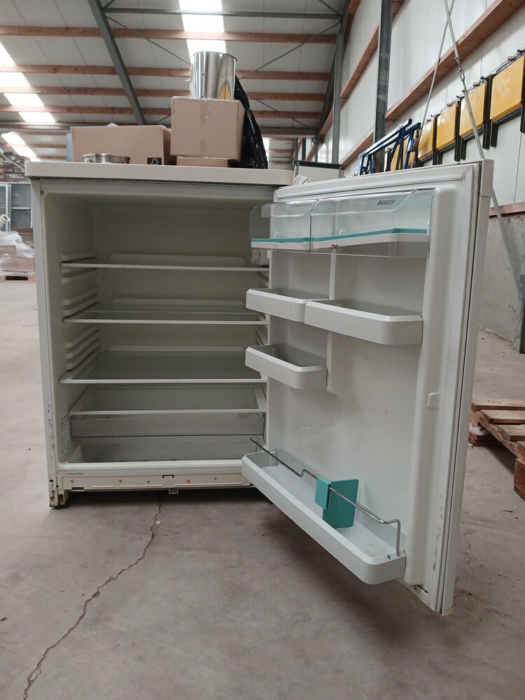 Bosch Bosch KTR1844/02 Koelkast 178 Liter Wit - Gebruikt Bosch Bosch KTR1844/02 Koelkast 178 Liter Wit - Gebruikt