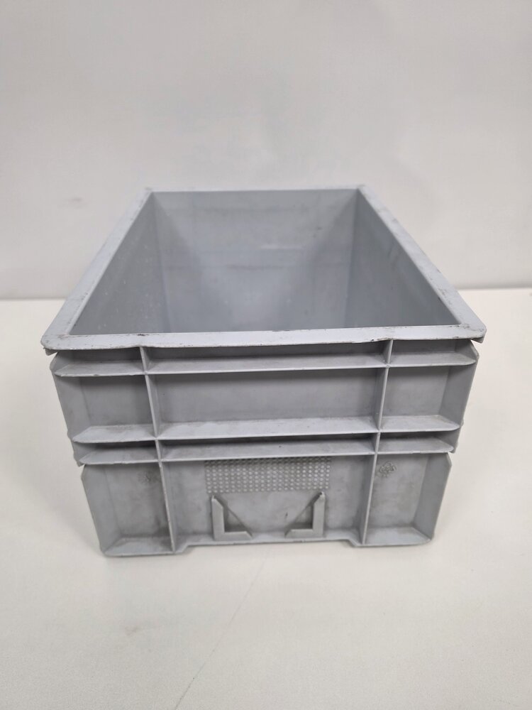 Emtrade Stapelbak, 400x300x220 mm, euronorm, grijs kunststof, gebruikt