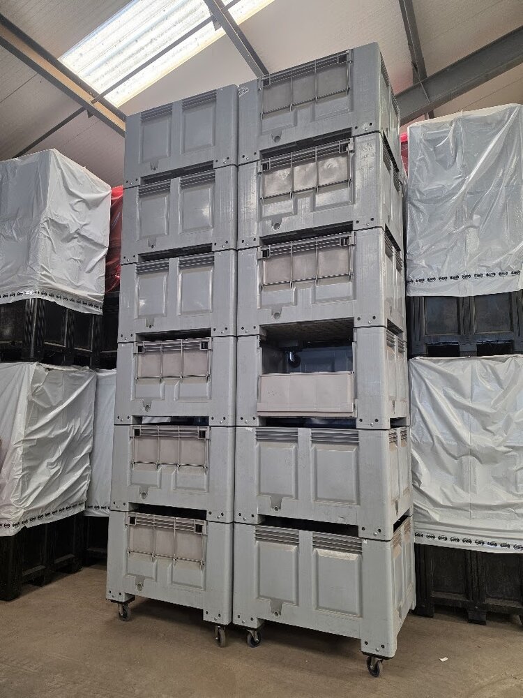 Emtrade Palletbox 1200x1000mm met wielen, 1 luik, gebruikt Emtrade Palletbox 1200x1000mm met wielen, 1 luik, gebruikt