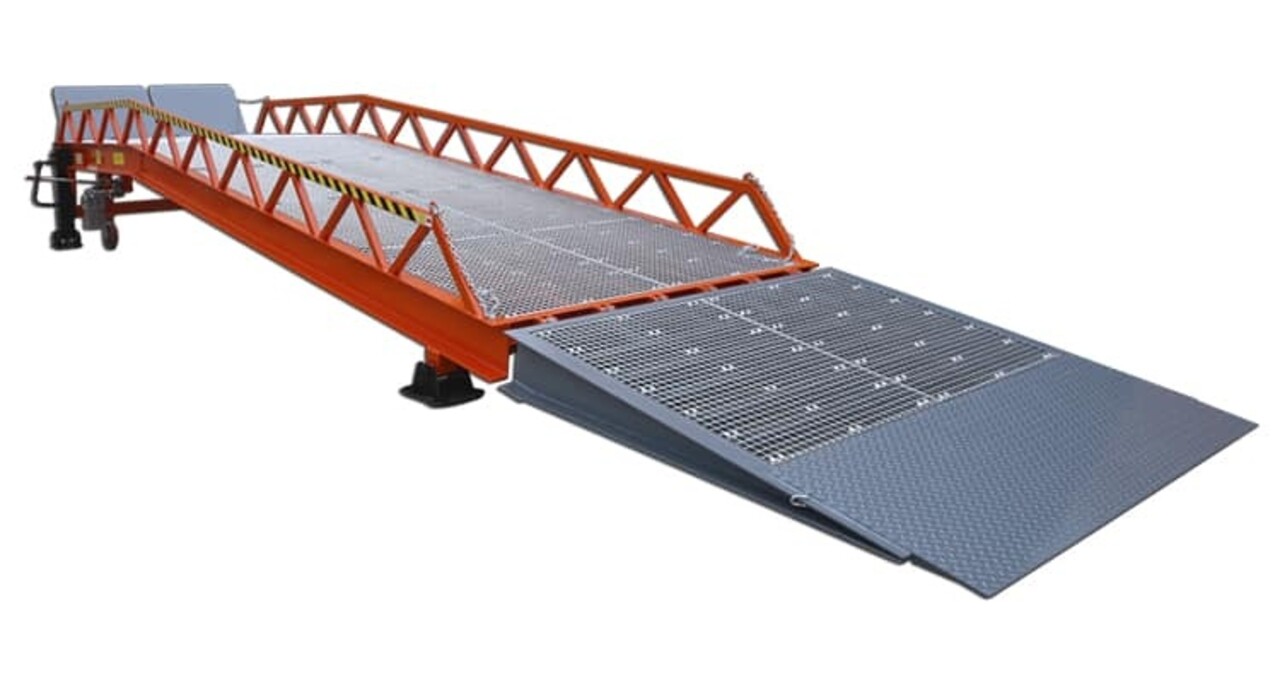Saurus Mobiele Laadbrug PYR 10 (10/2019), gebruikt