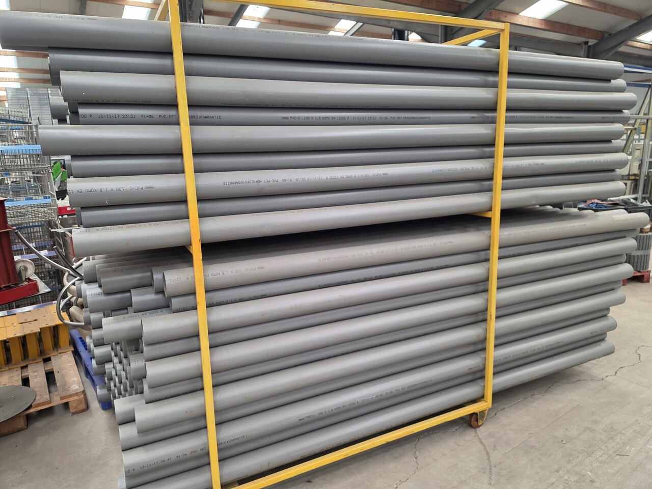 Wavin PVC buis 100 x 1.8 mm, per 300cm, gebruikt