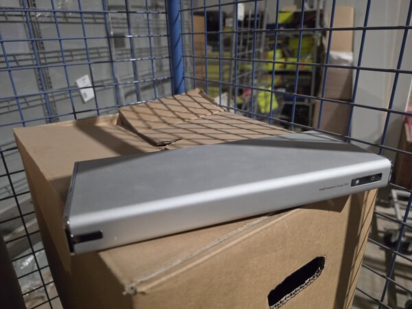Polycom Polycom realpresence group 500 set met 2 eagleeye camera's, gebruikt Polycom Polycom realpresence group 500 set met 2 eagleeye camera's, gebruikt