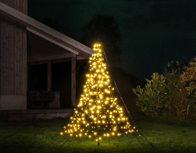 Lumedi 320 with batteries | 2 meters | Incl. mast | Warm white