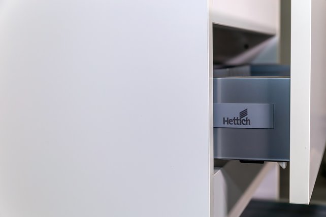 Creavit Sally Badkamermeubel 100cm Hoogglans Wit met 2 lades met Keramische Wastafel Creavit Sally Badkamermeubel 100cm Hoogglans Wit met 2 lades met Keramische Wastafel