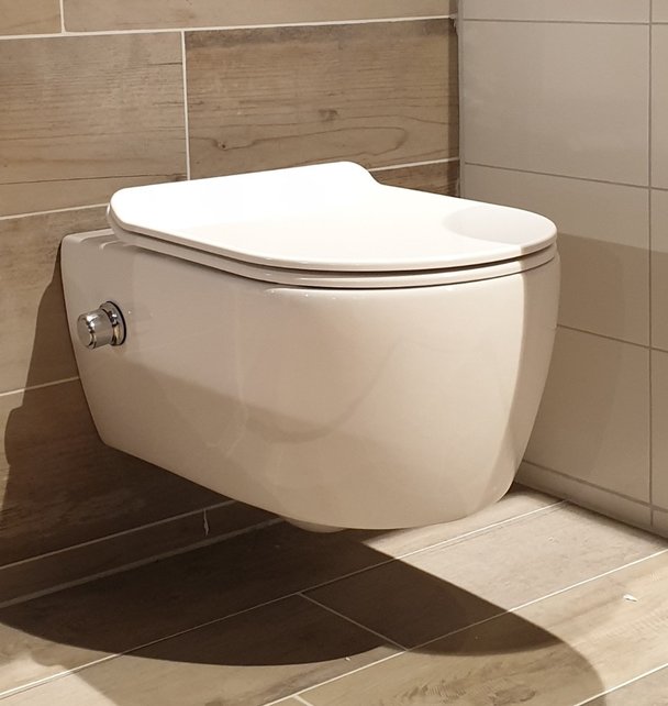 Randloos Hangtoilet met geintegreerde bidetkraan Koud 54x36cm incl. softclose toiletbril