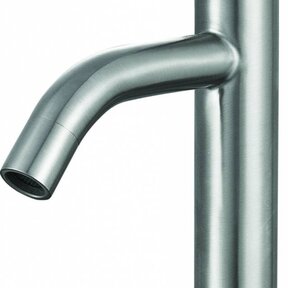 SaniPro Fonteinkraan RVS Laag Opbouw toiletkraan rond 16cm kromme uitloop.