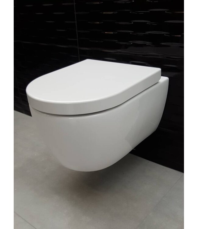 SaniPro Easy Flush Compact Hangtoilet Randloos incl.softclose toiletzitting 36x48x25cm