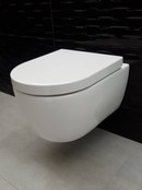 SaniPro Easy Flush Randloos Hangtoilet Glans Wit Incl. Toiletbril (BxLxH) 36x54x25cm