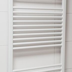 Handdoekradiator Wit 120x60cm 773 Watt SaniPro Lydia Midden Aansluiting - Zijaansluiting