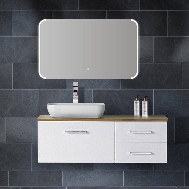 Badkamerspiegel Jolie 100x60cm Geintegreerde LED Verlichting Verwarming Anti Condens Touch Lichtschakelaar Dimbaar