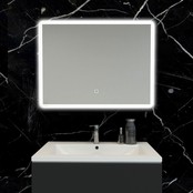 Badkamerspiegel Quatro 80x60cm Geintegreerde LED Verlichting Verwarming Anti Condens Touch Lichtschakelaar Dimbaar Badkamerspiegel Quatro 80x60cm Geintegreerde LED Verlichting Verwarming Anti Condens Touch Lichtschakelaar Dimbaar