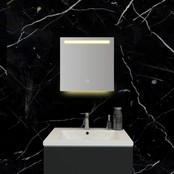 Badkamerspiegel Ambi 60x60cm Geintegreerde LED Verlichting Verwarming Anti Condens Touch Lichtschakelaar Dimbaar