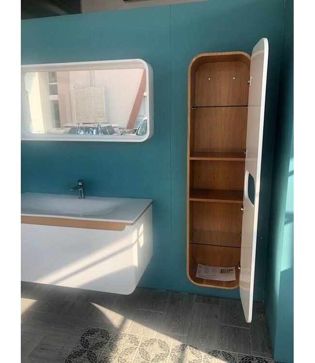 Kolomkast 160x40x32cm Creavit Pion met 4 lagen MDF verdelers Glas