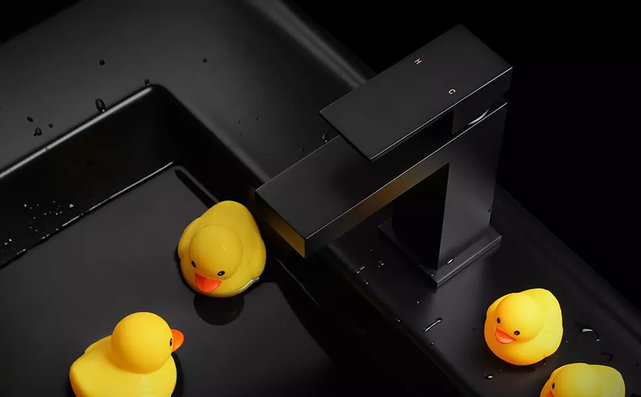 Wastafelkraan SQUARE laag 17,7cm Vierkant Zwart Mat eenhendel bediening