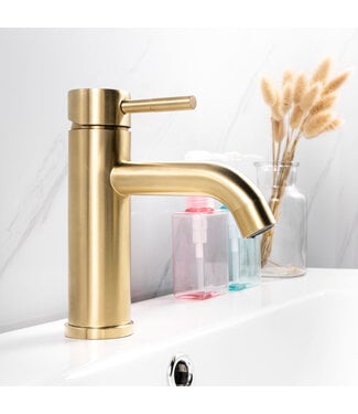 Wastafelkraan Rocco Opbouw Laag Rond Geborsteld Goud 1 Greeps