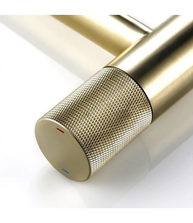 Wastafelkraan Hoog Quo Lux Mengkraan Geborsteld Goud 31cm