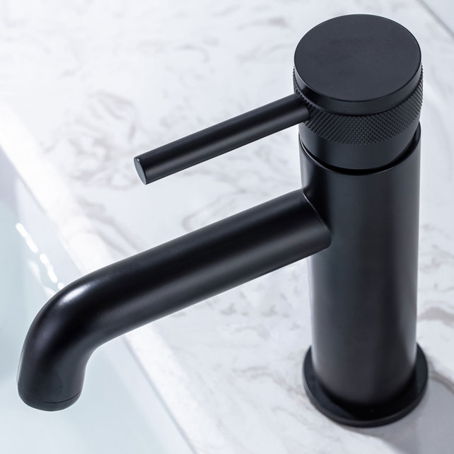 Wastafelkraan Amore Opbouw Laag Rond Mat Zwart 1 Greeps