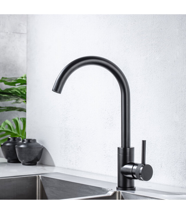 Keukenkraan Amore Mengkraan Rond Mat Zwart Messing Eengreeps Draaibaar Uitloop