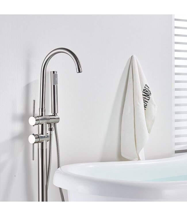 Badkraan Vrijstaand Ferrara Lux RVS Geborsteld Mengkraan Rond 1 Greeps met Handdouche