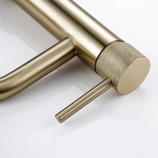 Wastafelkraan Opbouw Ribbed Geborsteld goud wastafel mengrkaan laag Wastafelkraan Opbouw Ribbed Geborsteld goud wastafel mengrkaan laag