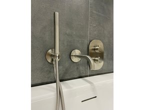 Inbouw badkraan set Effeze RVS met baduitloop en handdouche