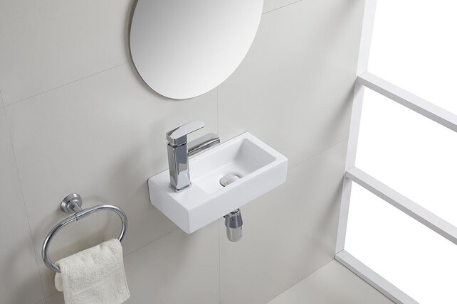 Rhea Mini Toilet fontein Mat Wit rechts 36x18x9 cm keramiek Rhea Mini Toilet fontein Mat Wit rechts 36x18x9 cm keramiek