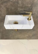 Fonteinset Toilet Links Carrara met Mat Goud - 36x18x9 cm - Mini-Rhea Marmerlook