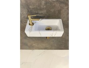 Wiesbaden Fonteinset Toilet Links Carrara met Mat Goud - 36x18x9 cm - Mini-Rhea Marmerlook