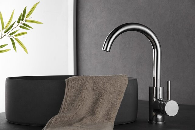 Wiesbaden Ribbd wastafelkraan Coldstart Chroom draaibaar uitloop - 29.5320