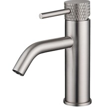 Wiesbaden Ribbd wastafelkraan Geborsteld Staal Laag - 29.5302