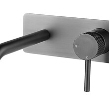 Wiesbaden Inbouw wastafelkraan Ribbd Gunmetal met coldstart eenhendel - 29.5333