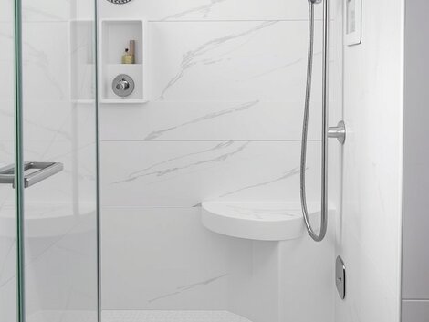 Veilig douchen: 9 tips van onze sanitairspecialisten