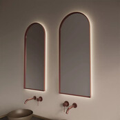 Spiegel Delta Koper Rosé 40x100cm Boogspiegel met Bewegingssensor en Spiegelverwarming Spiegel Delta Koper Rosé 40x100cm Boogspiegel met Bewegingssensor en Spiegelverwarming