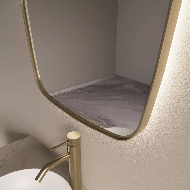 Spiegel Ovaal Epos Verticaal Mat Goud 60x100cm met sensor en Spiegelverwarming Spiegel Ovaal Epos Verticaal Mat Goud 60x100cm met sensor en Spiegelverwarming