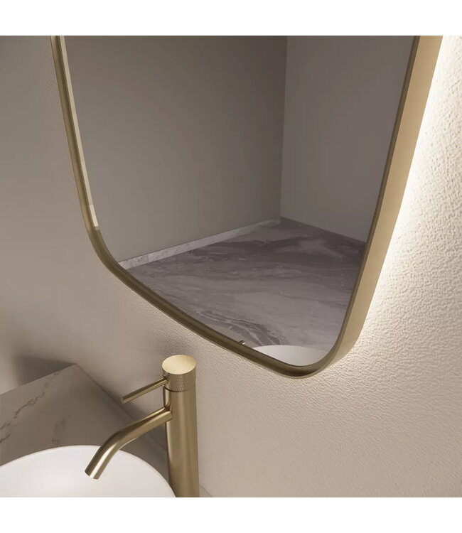 GLISS DESIGN Spiegel Ovaal Epos Verticaal Mat Goud 60x100cm met sensor en Spiegelverwarming