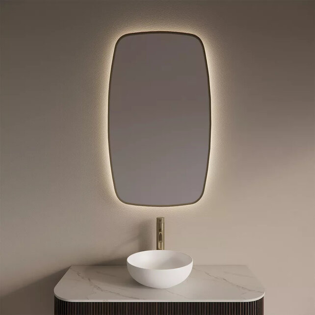 Spiegel Ovaal Epos Verticaal Mat Goud 60x100cm met sensor en Spiegelverwarming Spiegel Ovaal Epos Verticaal Mat Goud 60x100cm met sensor en Spiegelverwarming