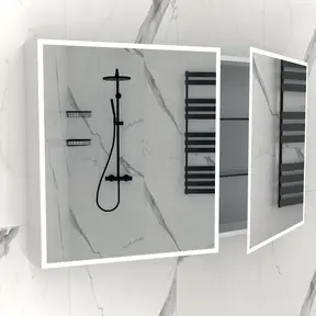 Spiegelkast met LED_verlichting Quatro 120x70x13cm met Stopcontact